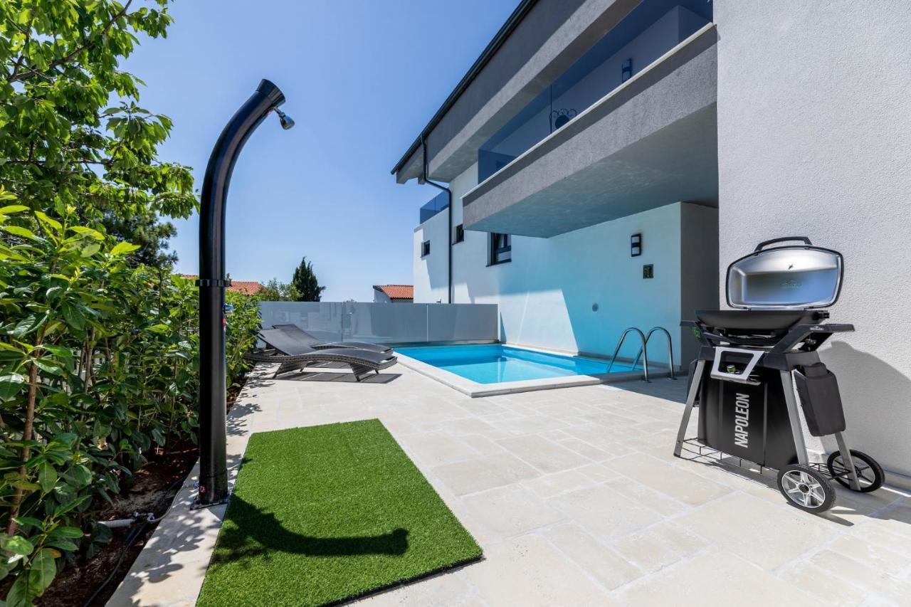 Luxury Villa Adria Apartments Krk Town Dış mekan fotoğraf