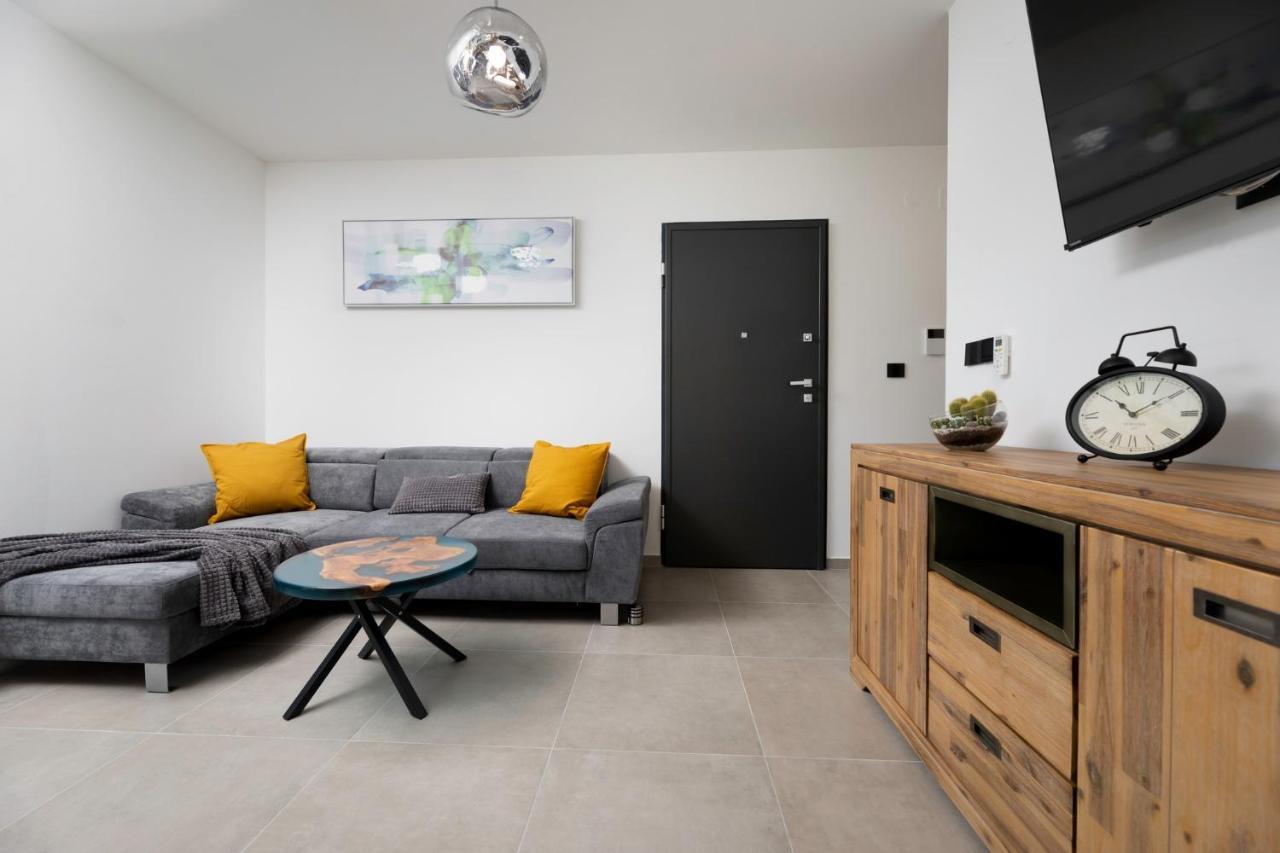 Luxury Villa Adria Apartments Krk Town Dış mekan fotoğraf