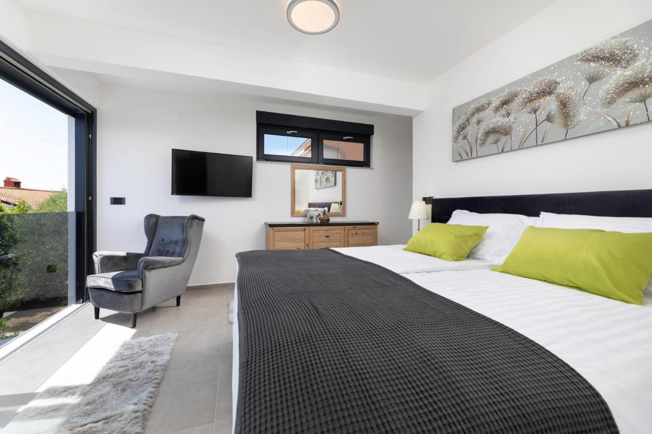 Luxury Villa Adria Apartments Krk Town Dış mekan fotoğraf